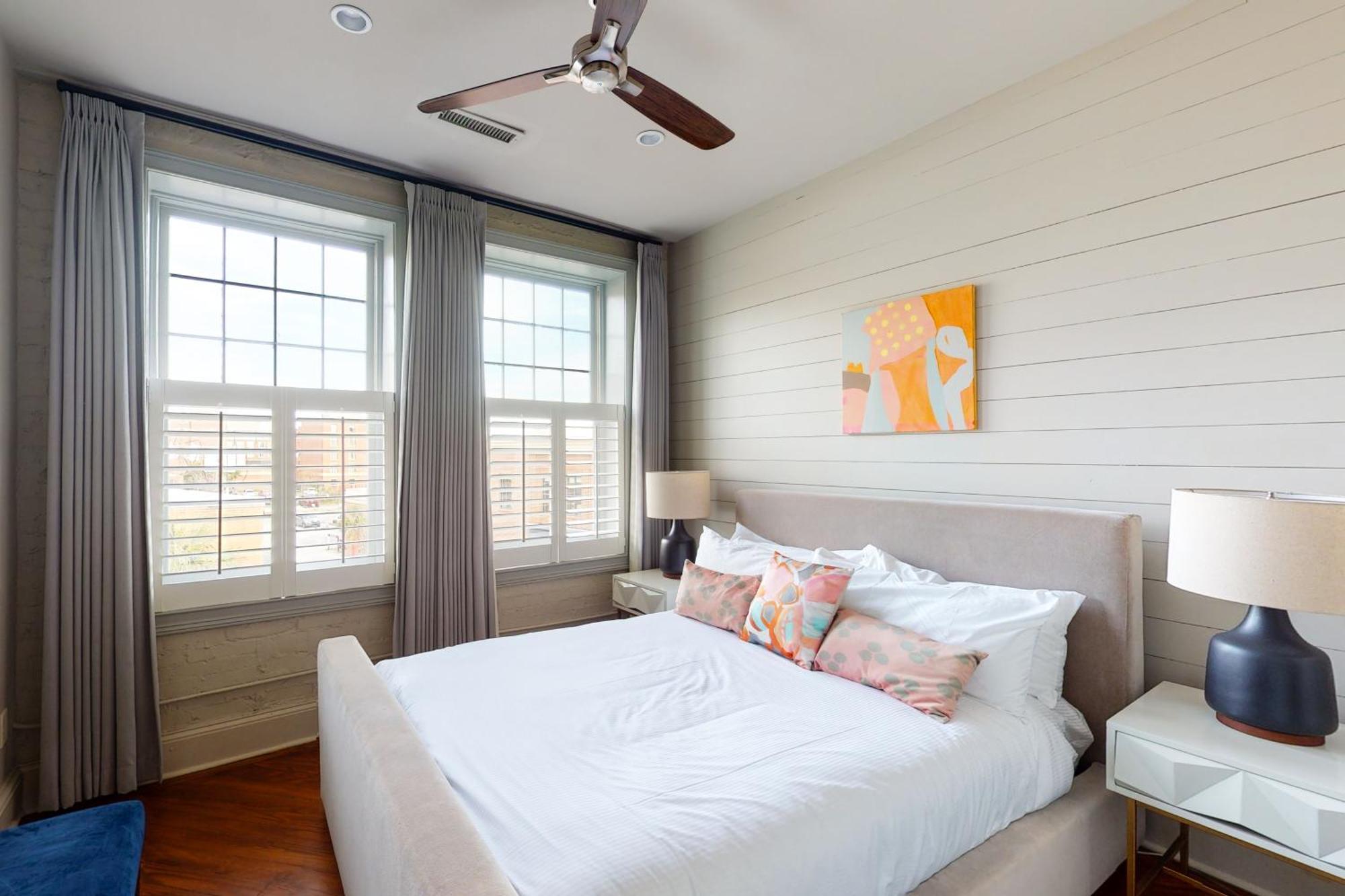 563 King Apartments Charleston Rum bild