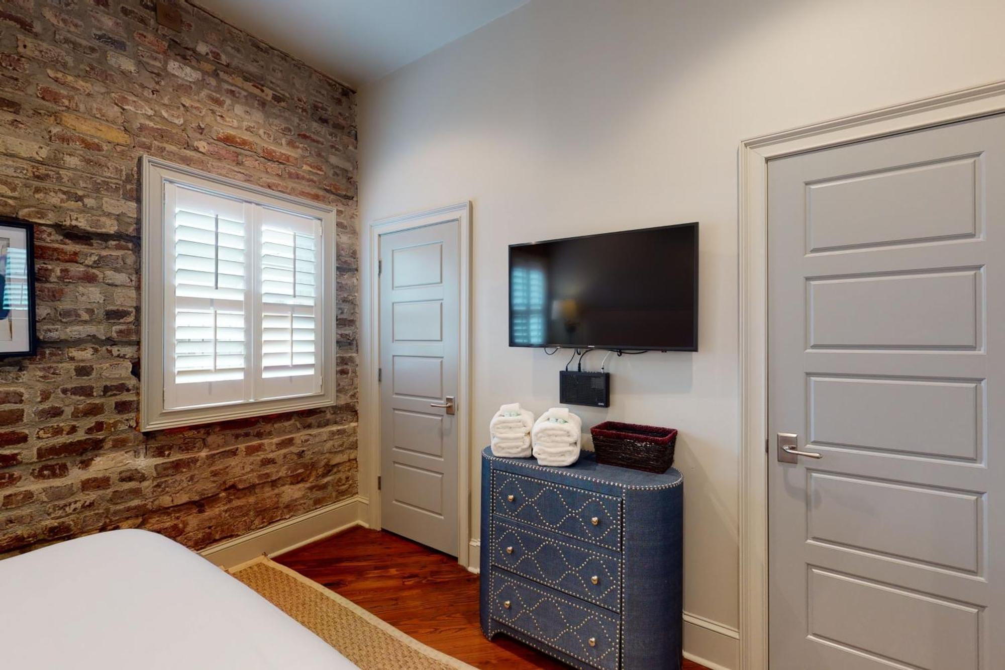 563 King Apartments Charleston Rum bild